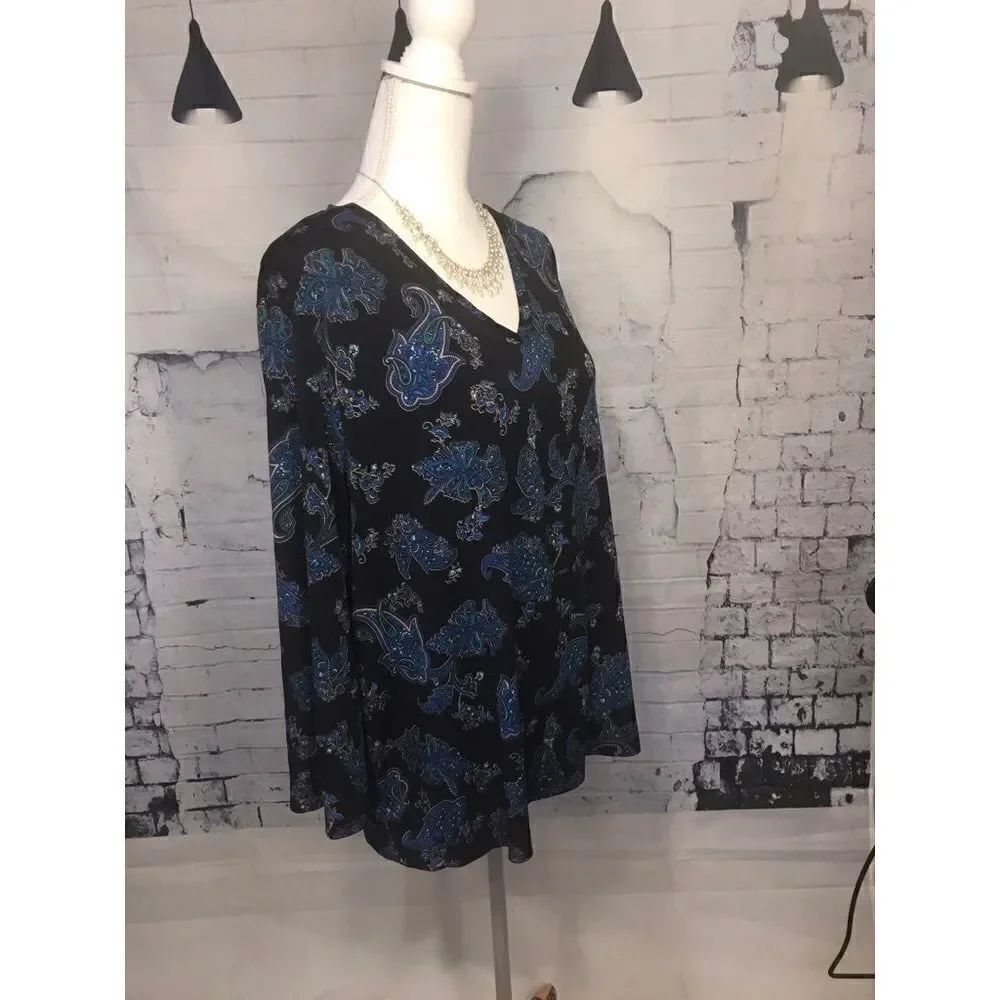 Beautiful flowered blouse - Picture 4 of 6